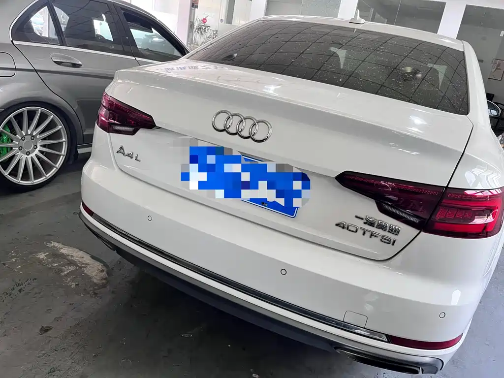 Audi A4L 2019 — фото 14