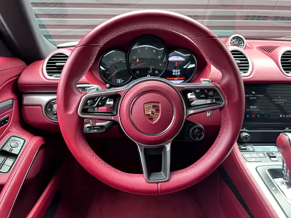Porsche 718 2024