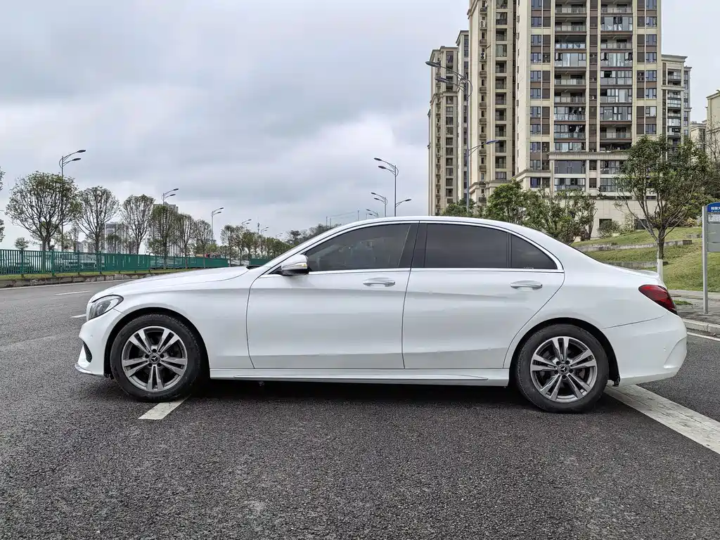 Mercedes-Benz C-Class 2015 — фото 4