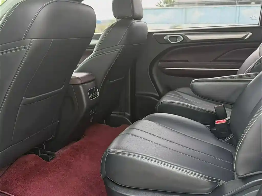 GAC Motor Trumpchi M6 2021 — фото 20