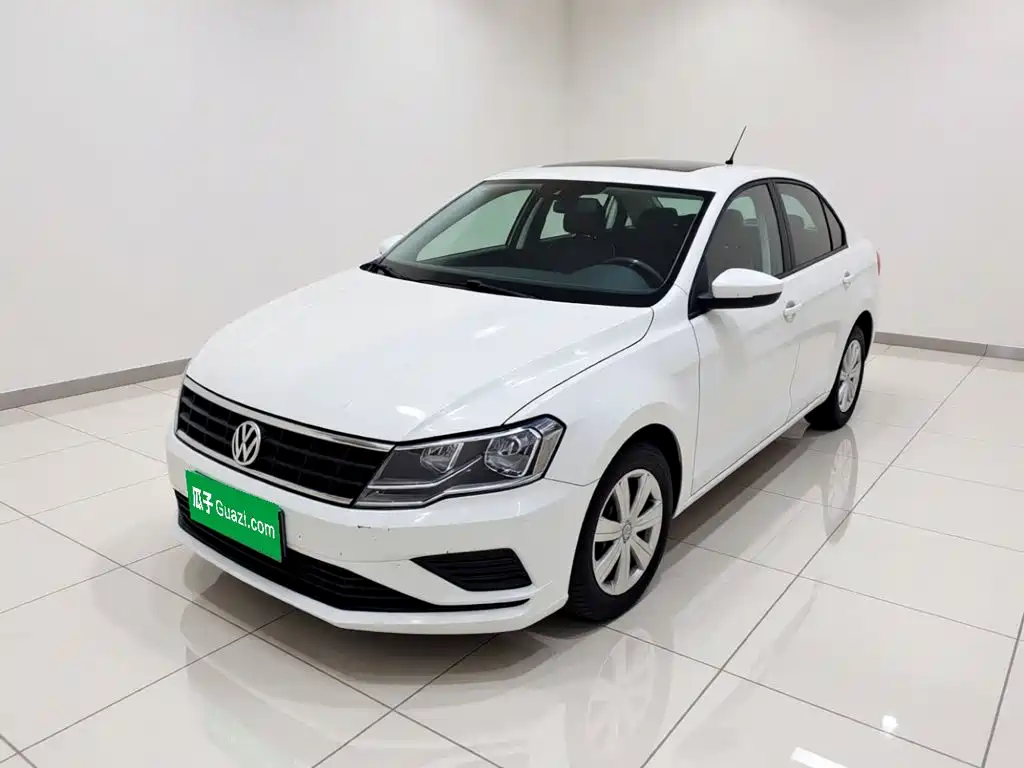 Volkswagen Jetta 2017 — фото 1