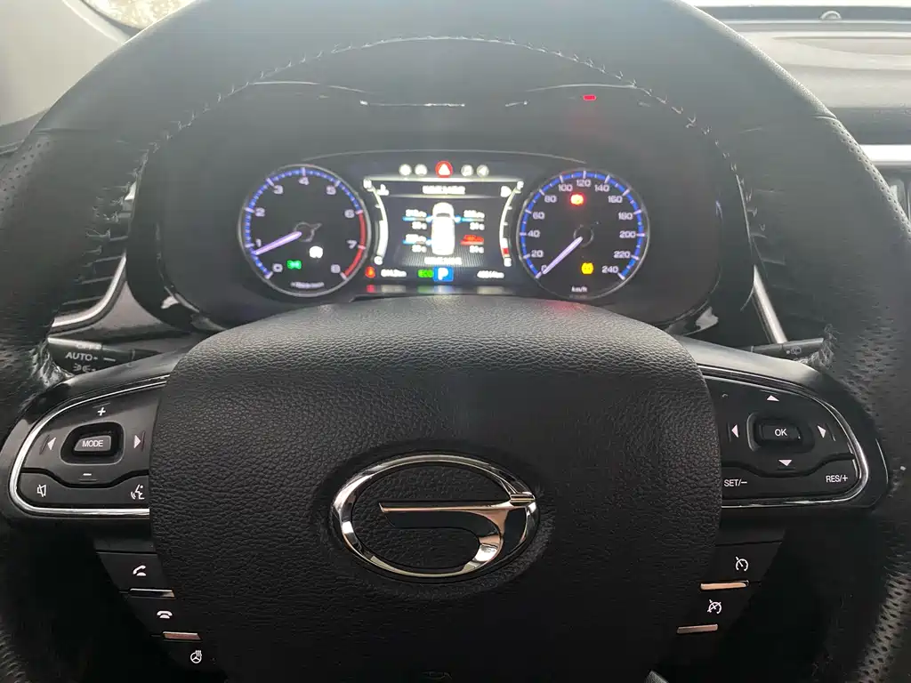 GAC Trumpchi GS7 2020 — фото 13