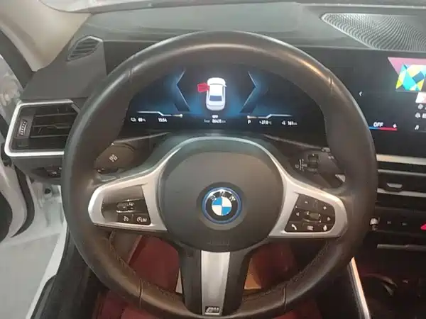 BMW i3 2024