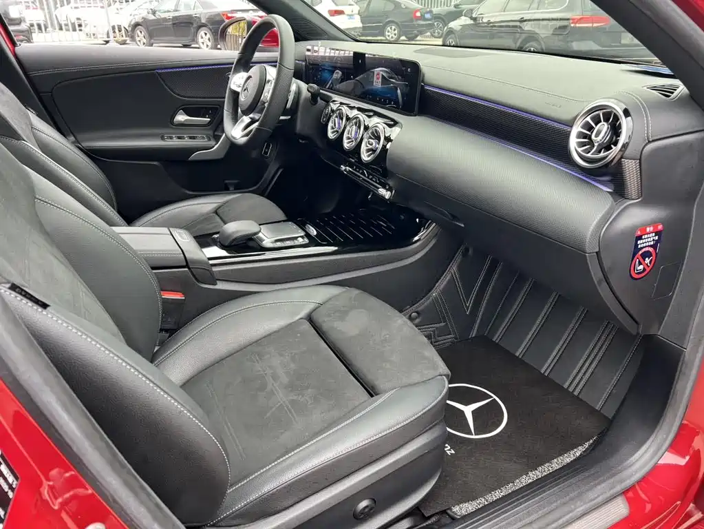Mercedes-Benz A-Class 2020 — фото 7