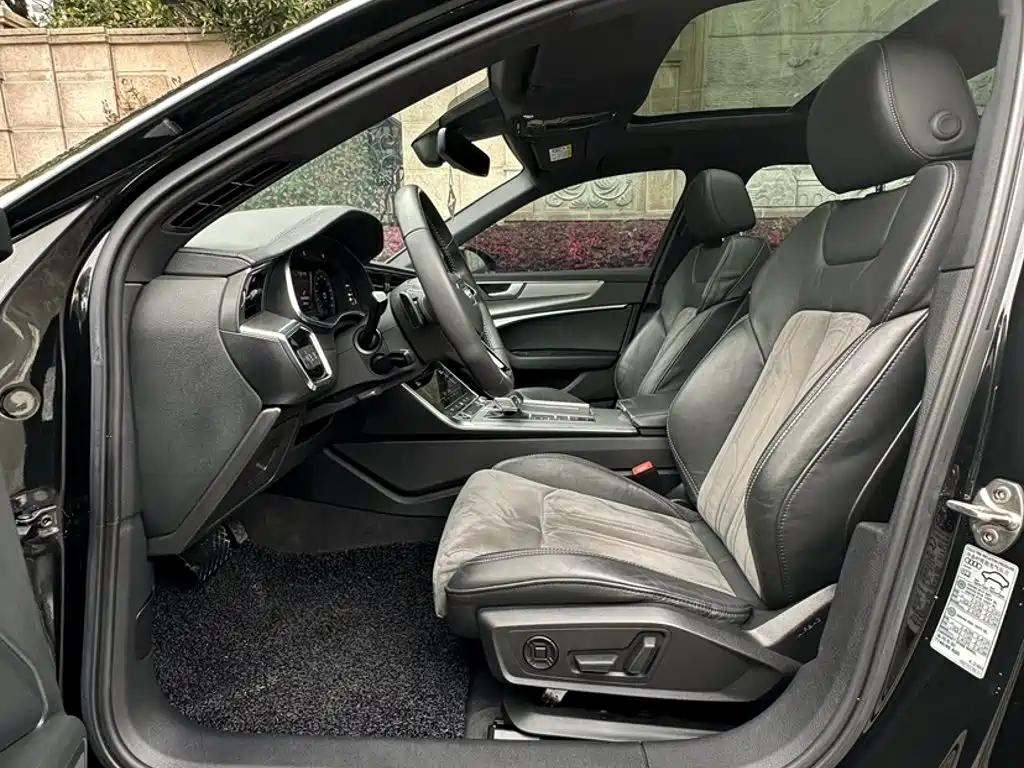 Audi A6L 2021