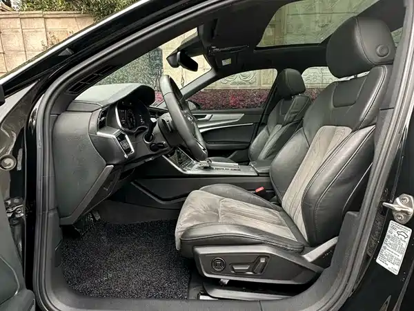 Audi A6L 2021