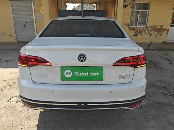Volkswagen Bora 2024