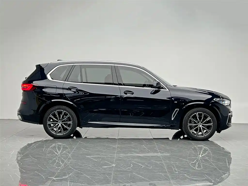 BMW X5 2024