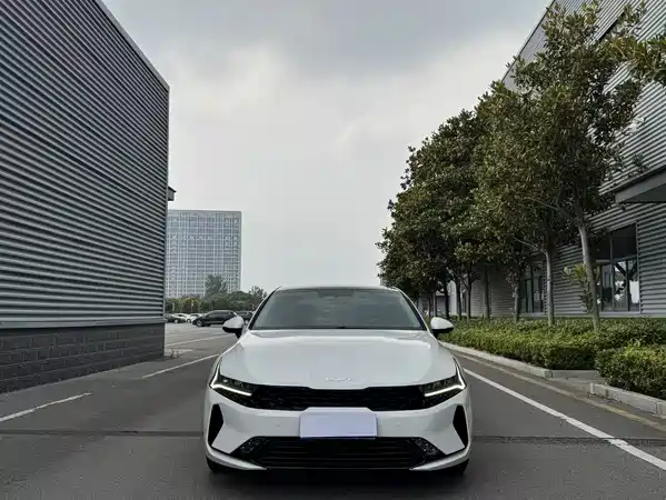 Kia K5 2022