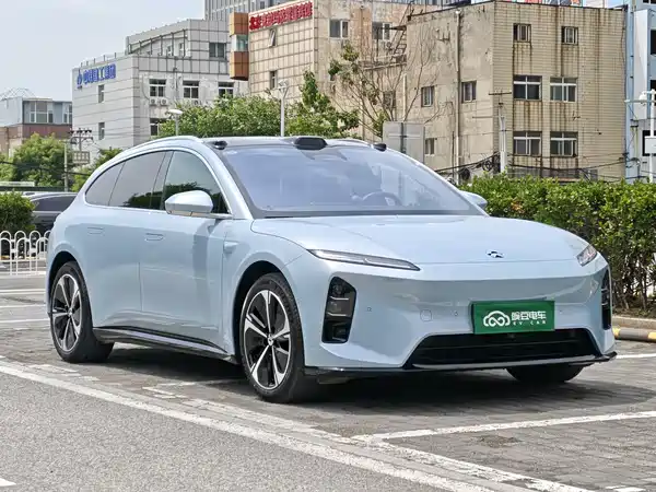 NIO ET5T 2025