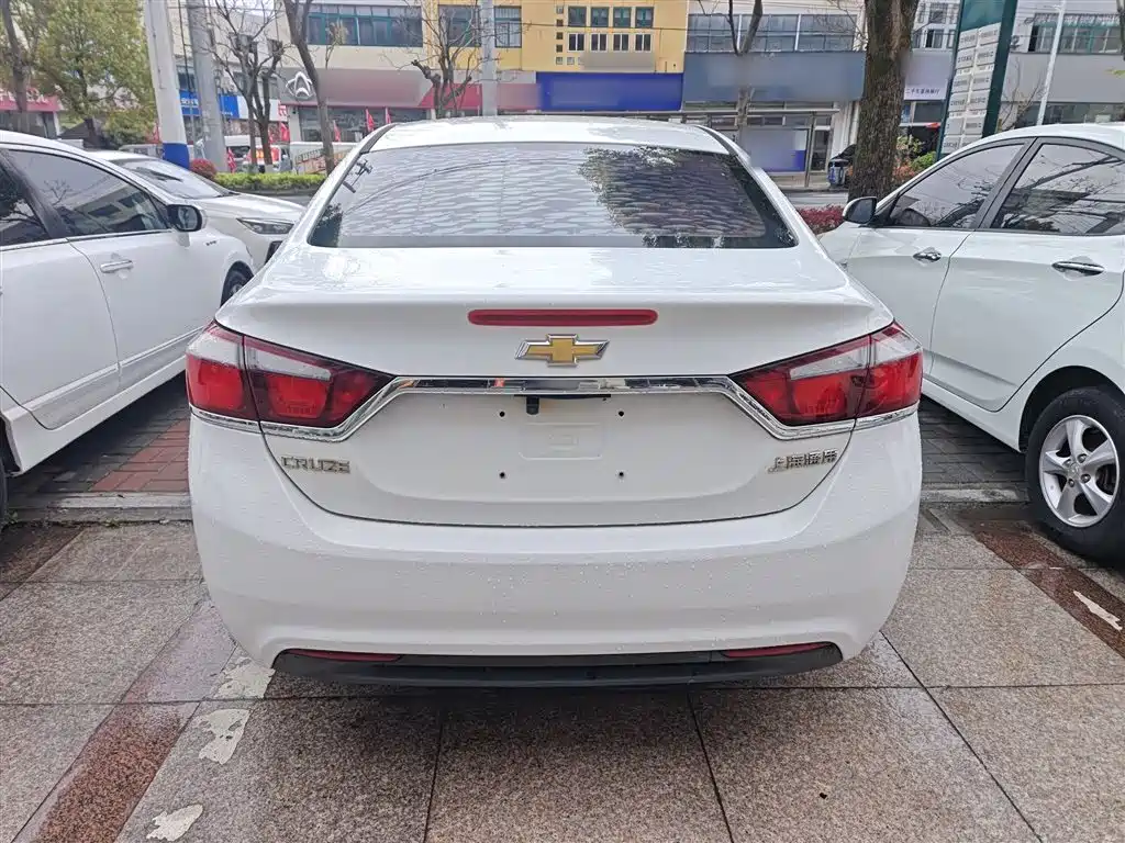 Chevrolet Cruze 2015 — фото 6