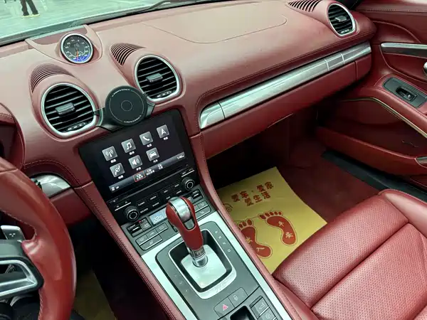 Porsche 718 2017