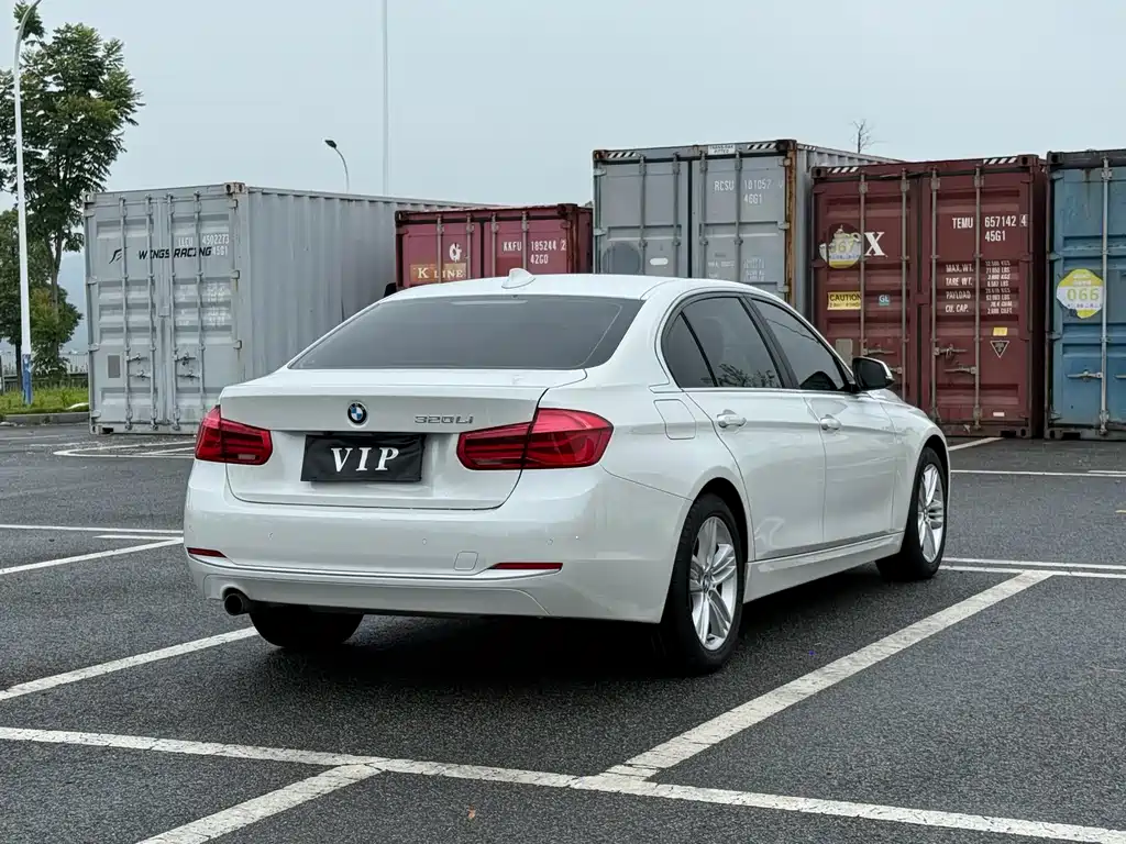 BMW 3 Series 2016