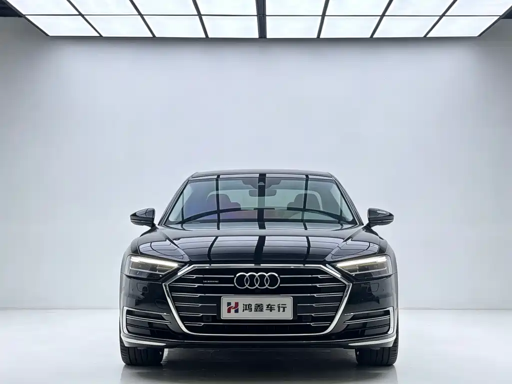 Audi A8 2021 — фото 2