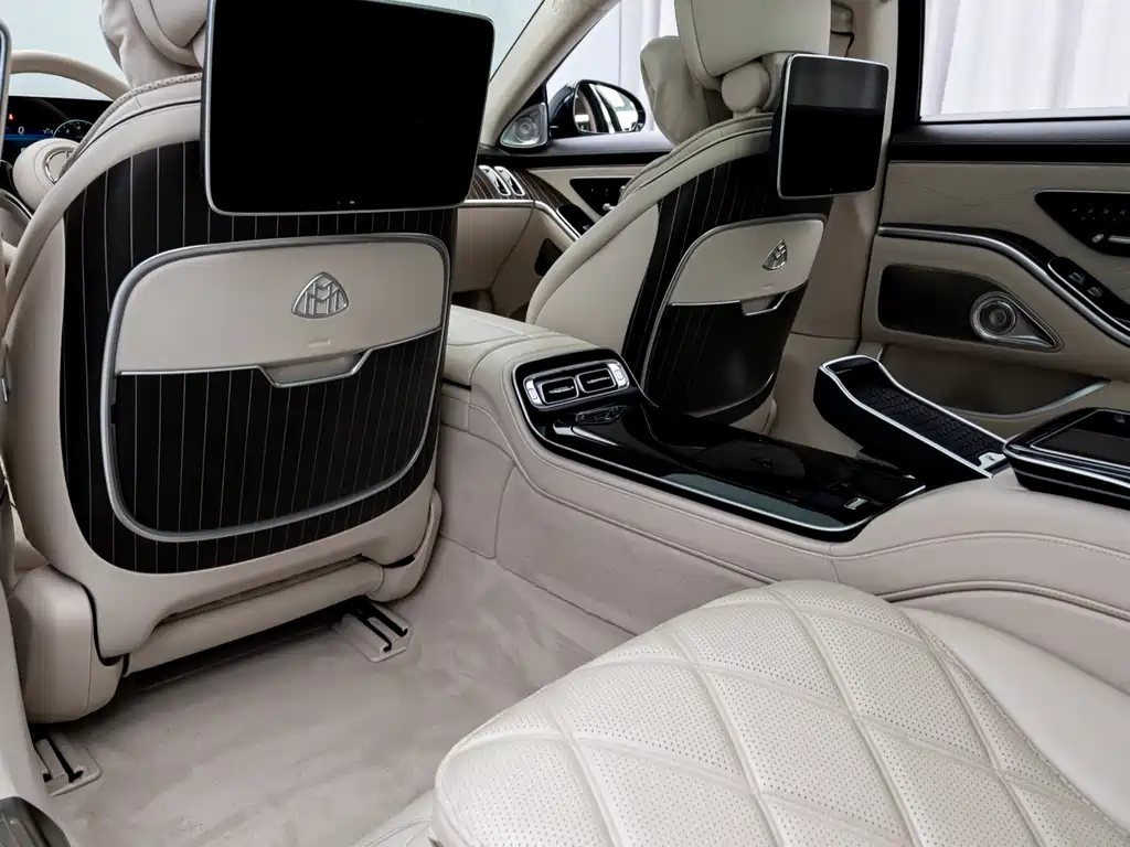 Mercedes-Benz Maybach S-Class 2022 — фото 14