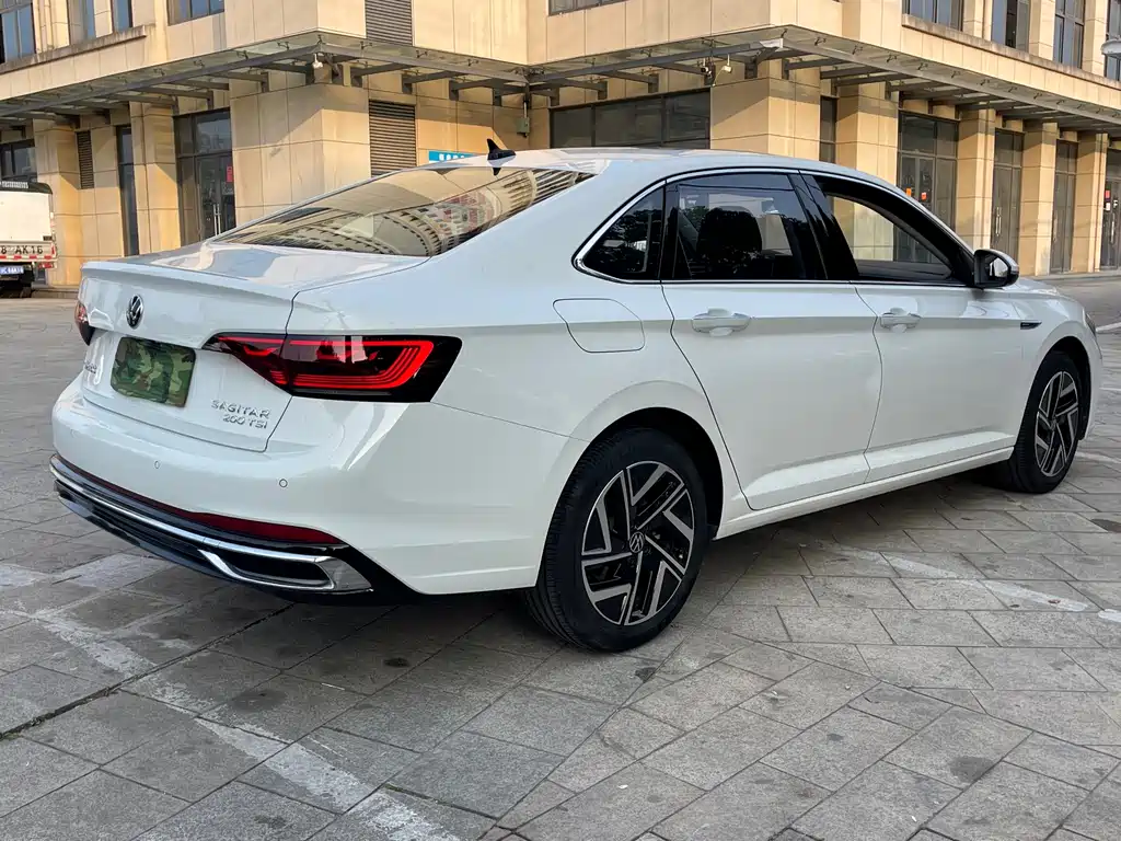 Volkswagen Sagitar 2023