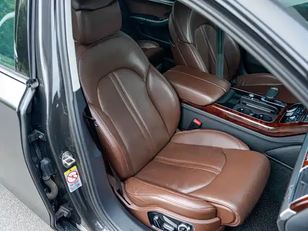 Audi A8 2011
