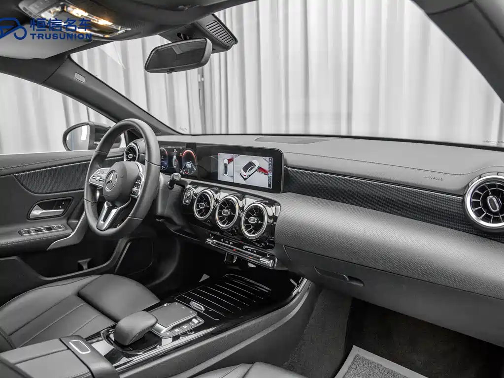 Mercedes-Benz A-Class 2021 — фото 13