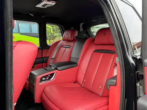 Rolls-Royce Cullinan 2020