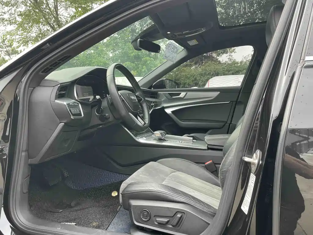 Audi A6L 2020