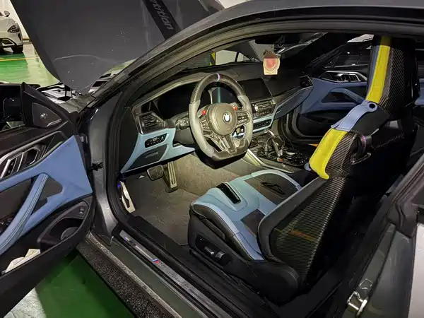 BMW M4 2022