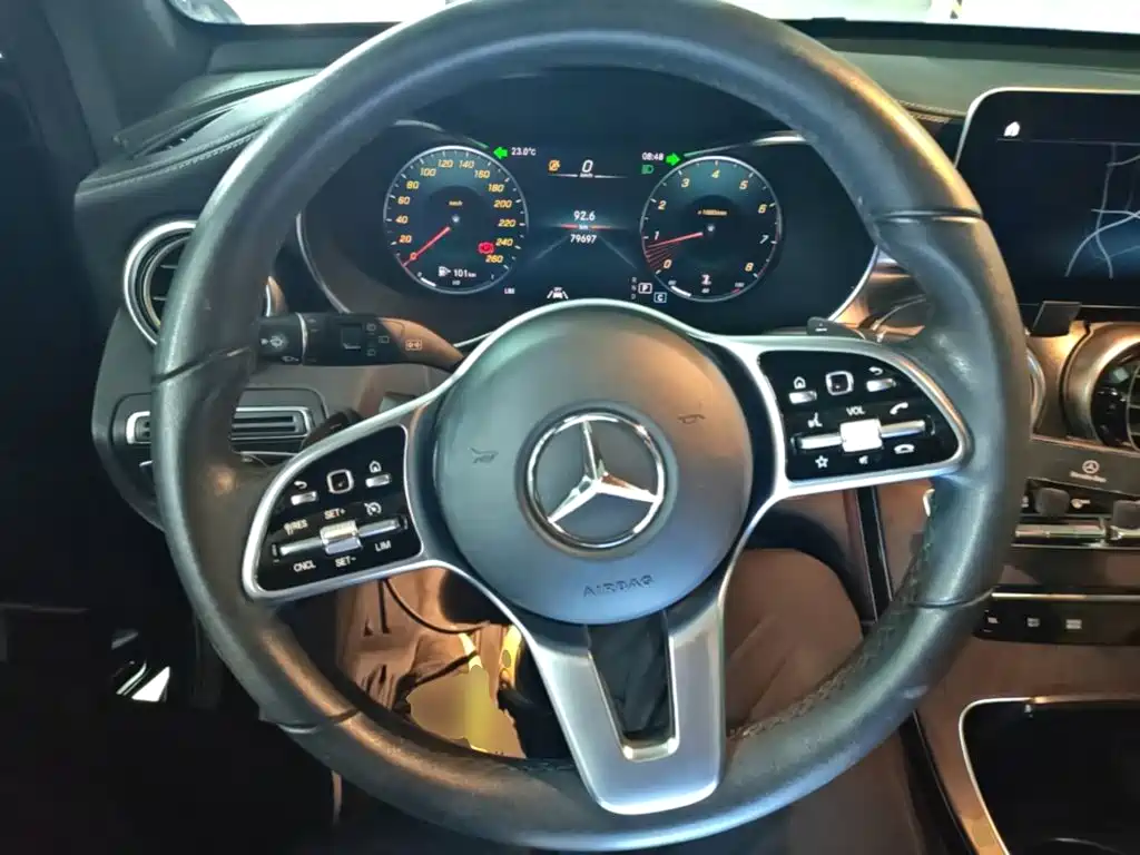 Mercedes-Benz GLC 2020 — фото 11