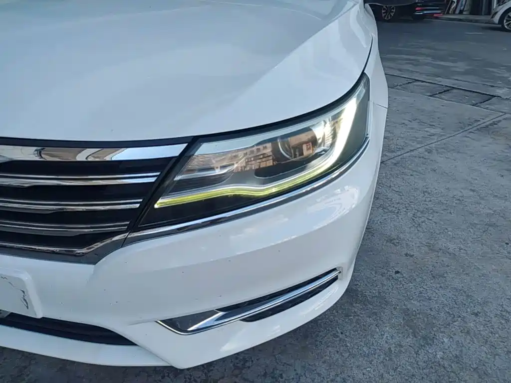 Roewe i6 Classic 2018 — фото 24