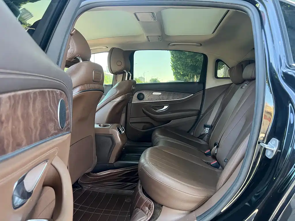 Mercedes-Benz E-Class 2019