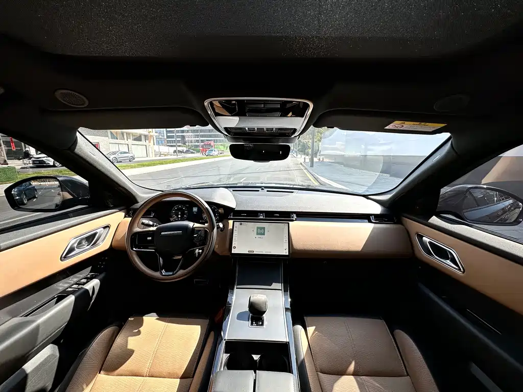 Land Rover Velar 2024 — фото 10