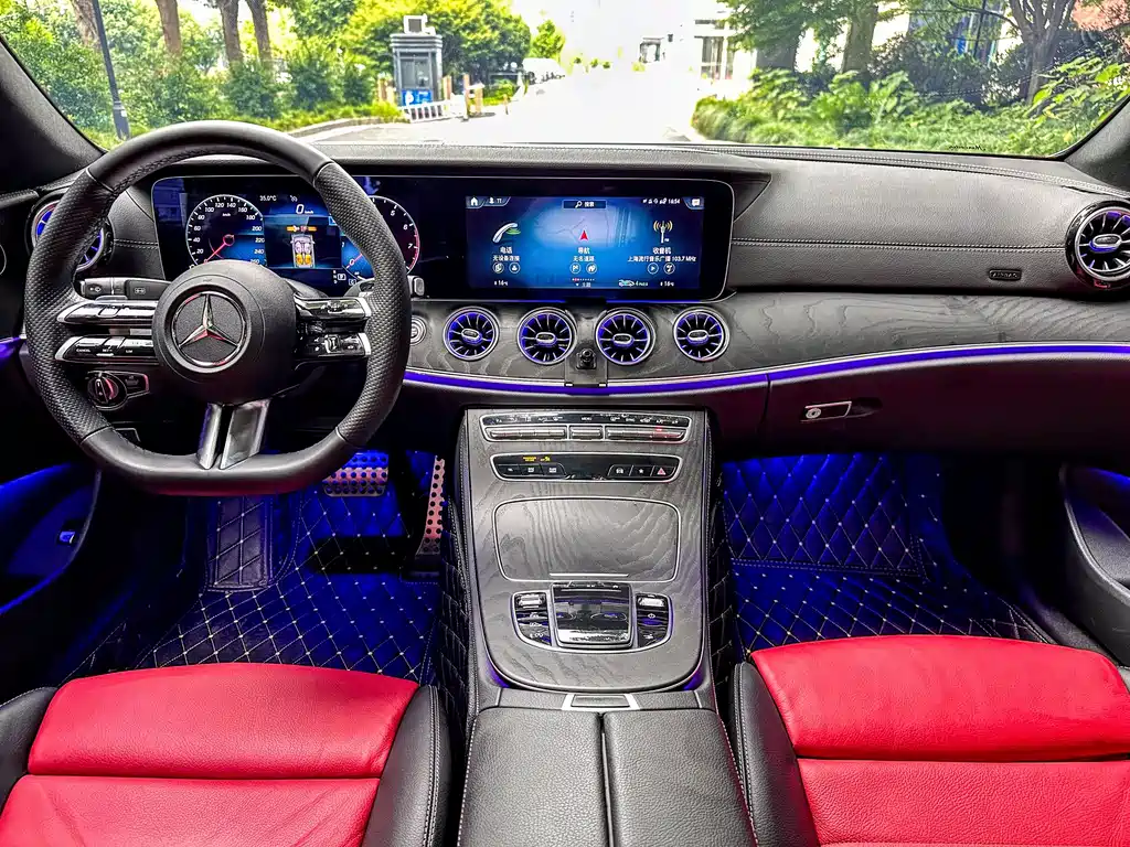 Mercedes-Benz E-Class 2023 — фото 7