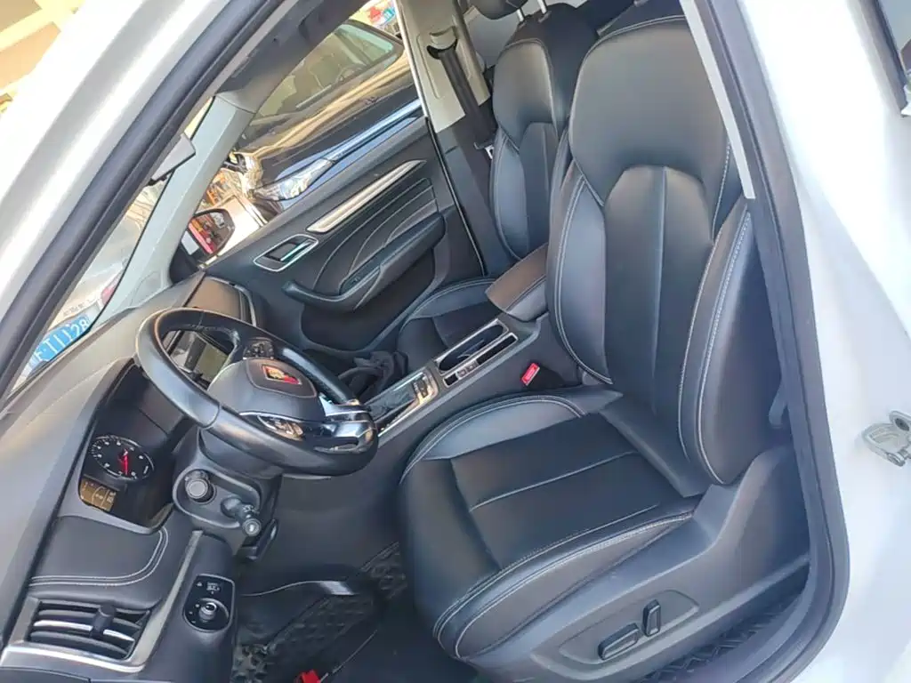 Roewe i6 Classic 2018 — фото 15