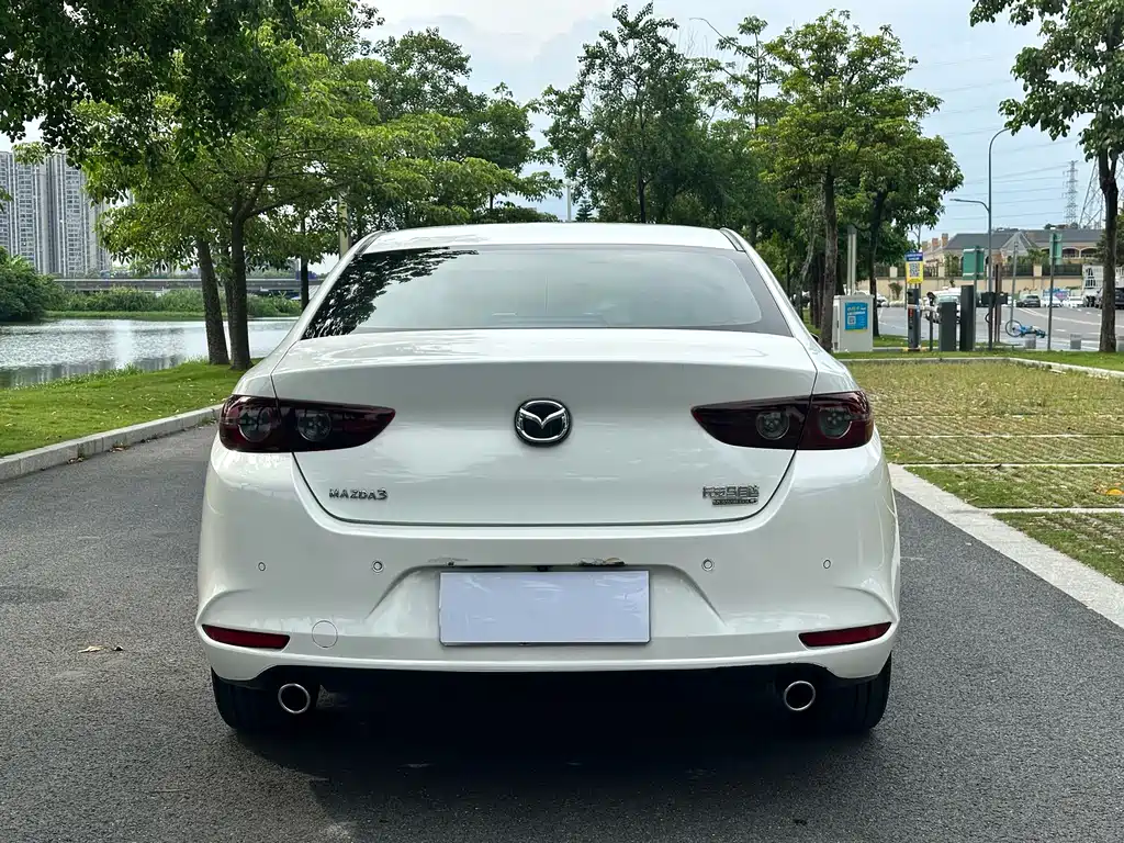 Mazda 3 Angkesela 2021