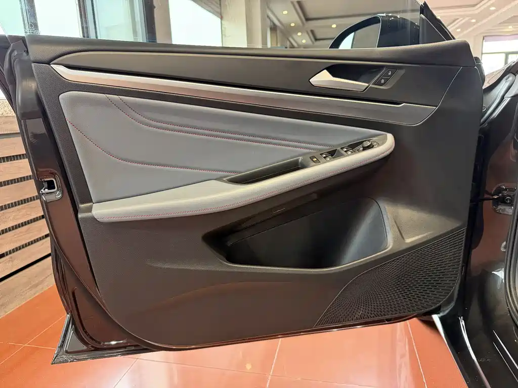 Volkswagen Lamando 2023
