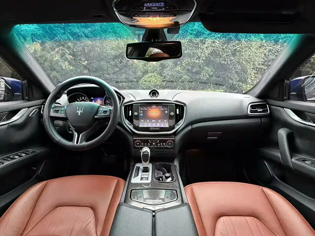 Maserati Ghibli 2017 — фото 4