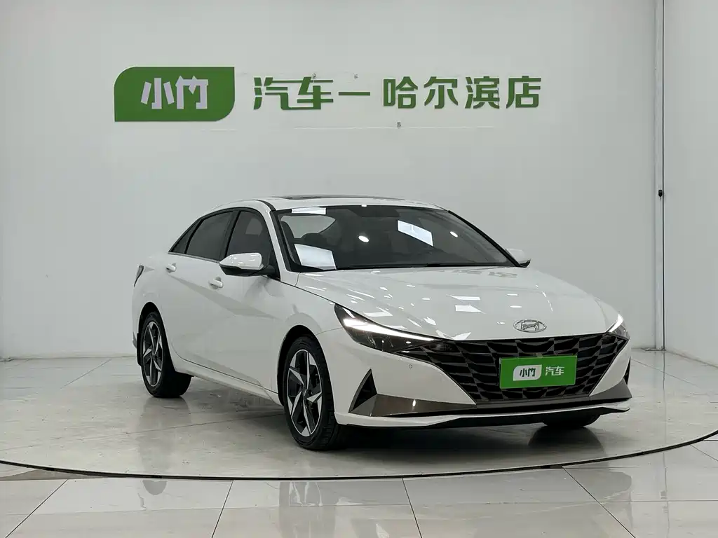 Hyundai Elantra 2023