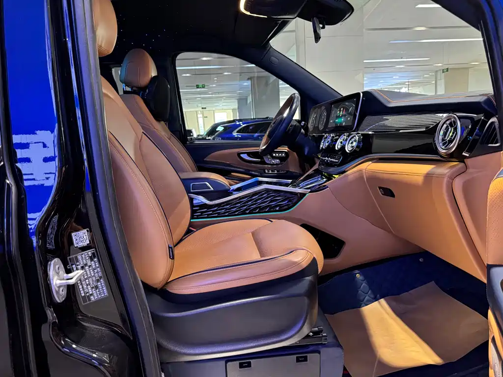 Mercedes-Benz Vito 2022 — фото 10