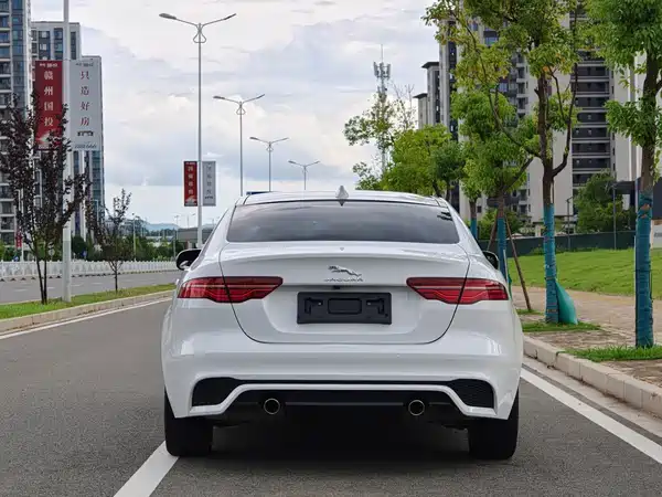 Jaguar XEL 2021