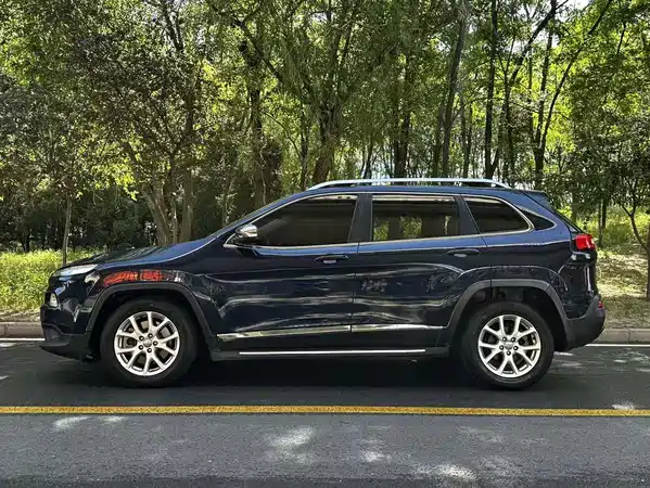 Jeep Cherokee 2018