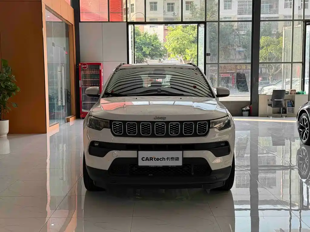 Jeep Compass 2021 — фото 2