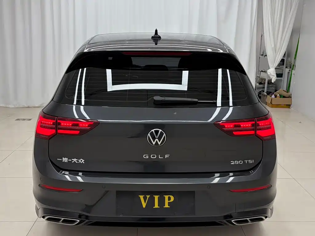 Volkswagen Golf 2022
