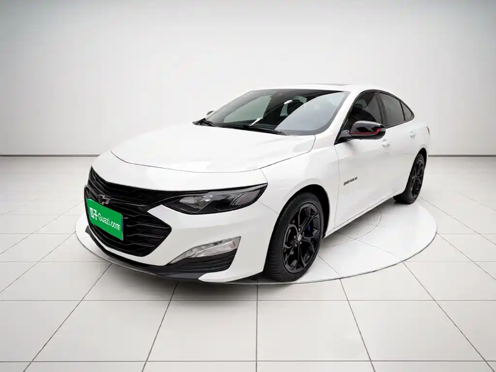 Chevrolet Malibu XL 2022 — фото 1
