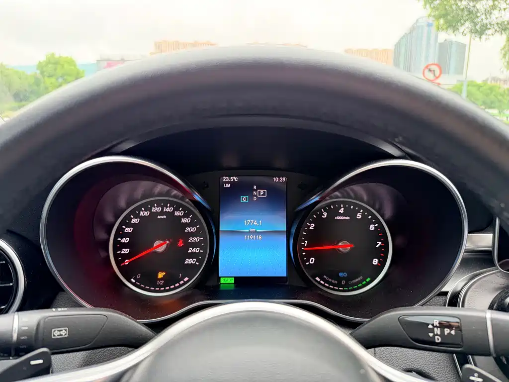 Mercedes-Benz C-Class 2019