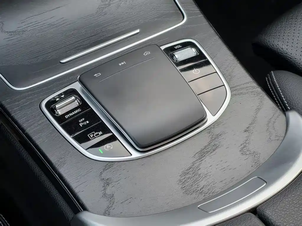 Mercedes-Benz C-Class 2019 — фото 13