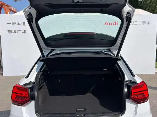 Audi Q2L 2026