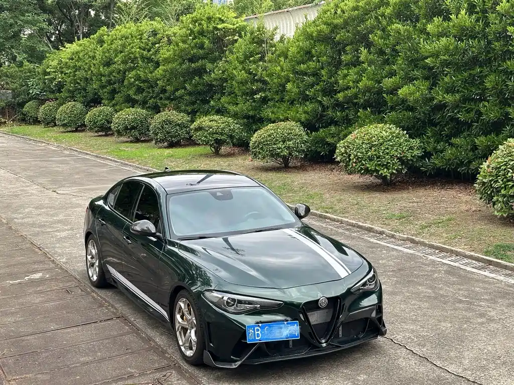 Alfa Romeo Giulia Juliet 2020 — фото 1