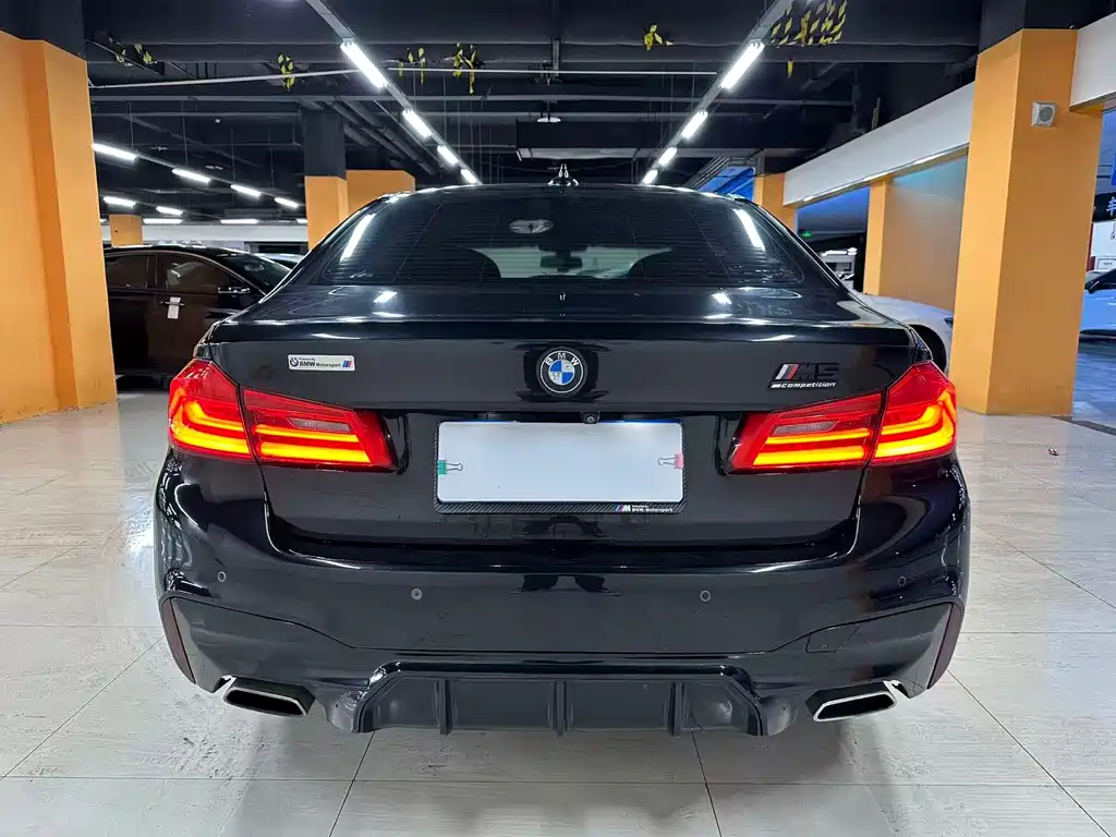 BMW 5 Series 2019