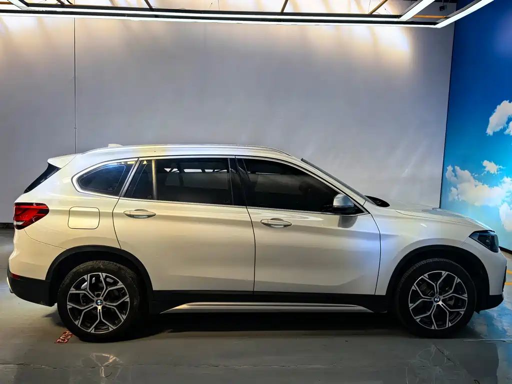 BMW X1 2022 — фото 7