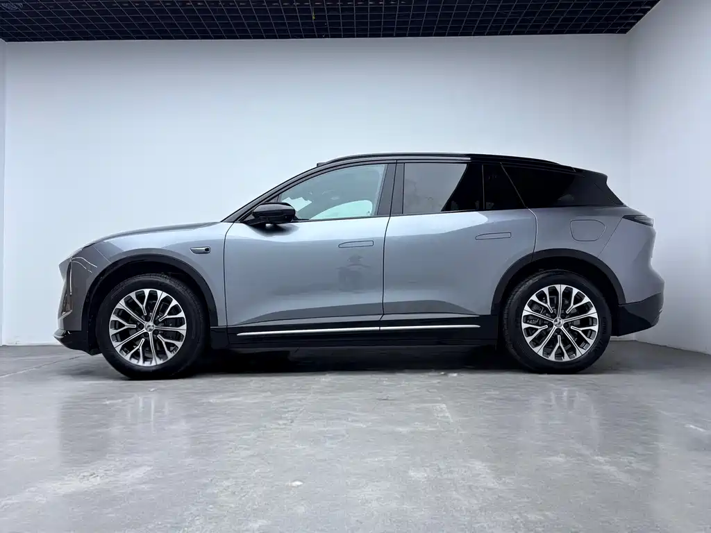 NIO ES6 2025