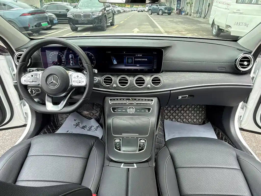 Mercedes-Benz E-Class 2018