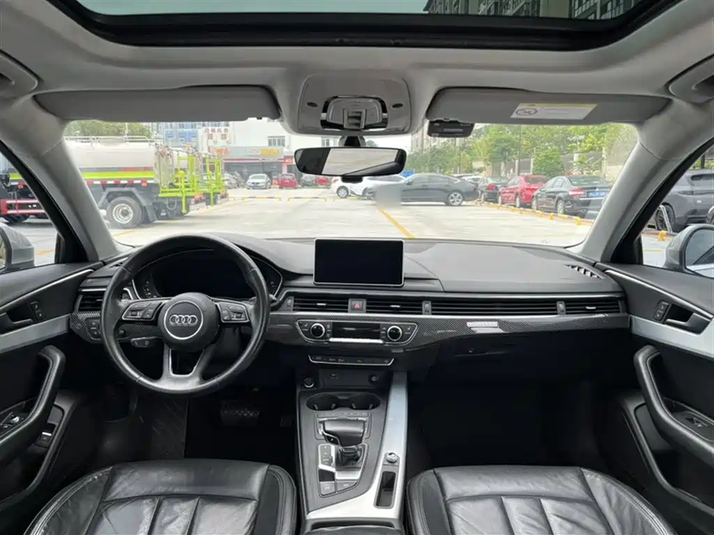 Audi A4L 2018 — фото 12